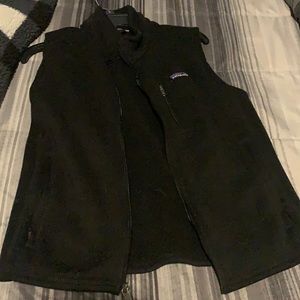 Patagonia sweater vest black good condition